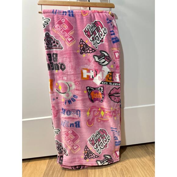 Mean Girls Burn Book Pink Throw/Blanket NWTG - Picture 1 of 4